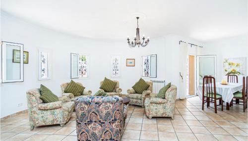 3 Bedroom Awesome Home In Porto Petro - Foto 3