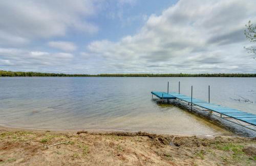 Minnesota Cabin with Deck and Private Beach - Foto 30