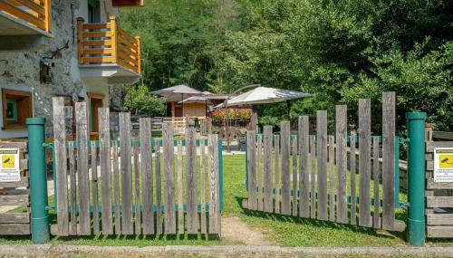 Cozy Stone Chalet Surrounded by Nature Samolaco - Foto 5