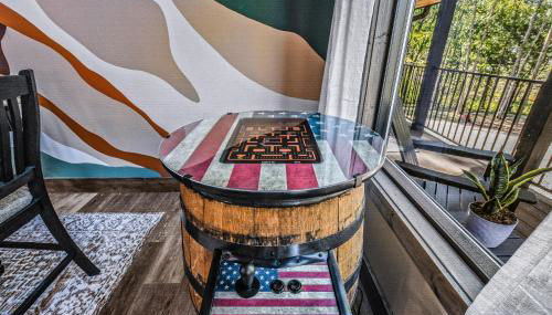 Wooded Hideaway 2 Bedroom Cabin - Foto 5, Other