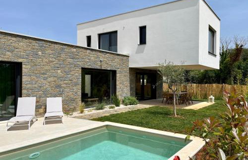 Villa Zen - with pool & close to the sea - Foto 1