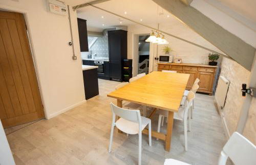 The Coach House - Photo 8