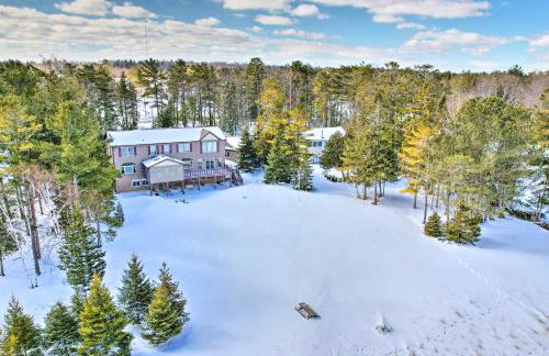 Spacious Lakefront Home with Sunroom and Bar! - Photo 43