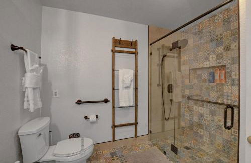 Buddha Mansion Luxury Resort - 8BR Modern, HotTub, Huge pool, Sauna, BBQ grill, Game Room - Foto 41