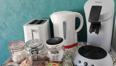 Charmant studio 8, parking et wifi gratuit, local vélo - Foto 2