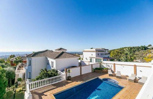 88-Exclusive Villa with Private Pool in Mijas, Malaga - Photo 41