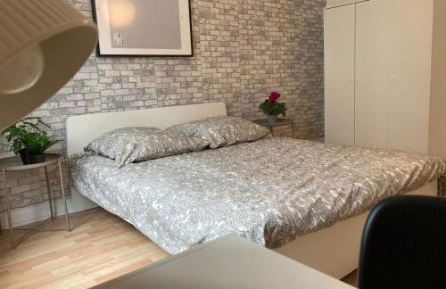 Cosy, new furniture, 10min walk to train station - Foto 4