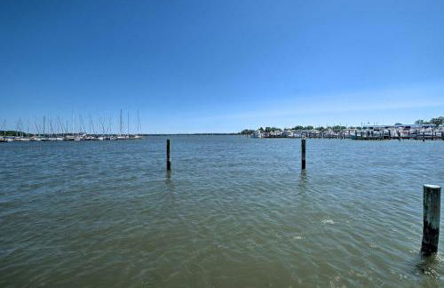 Coastal Edgewater Home with Private Hot Tub! - Foto 43