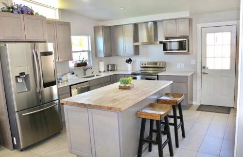 Modern Mini Golf Oasis - Foto 16