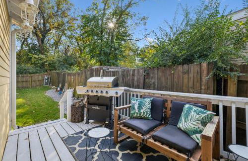 East Nashville Sweetie Near to Downtown 2 Bed 2 Bath with Fenced Yard 30 or more Days by SkyRun Nashville - Foto 19