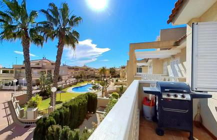 Beautiful Zeniamar Corner with Communal Pool - Foto 1