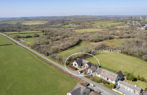 Honeyfield Lodge - Spacious Cottage Rural Views - Foto 6