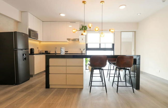 w Captivating 1BR in Miraflores - Photo 7