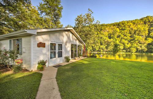 Cozy Waterfront Cottage with Deck on White River! - Foto 21