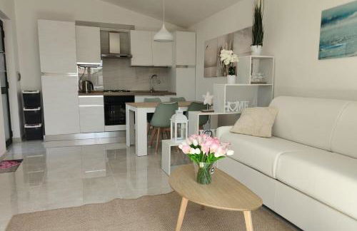 Maxine Mare Blu - Sleeps 4 - 3 Mins To Beach - Foto 6