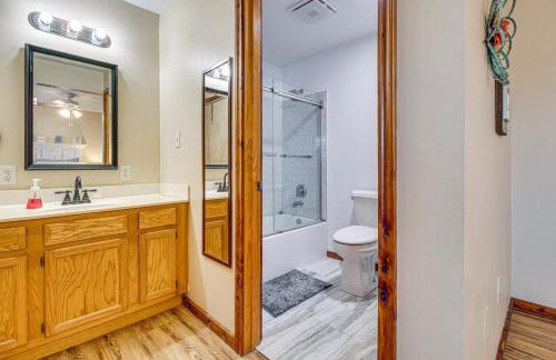 Expansive Mountain Home Rental with Yard and Fire Pit! - Foto 15