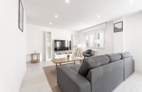 Reformado , céntrico , wifi. - Foto 26