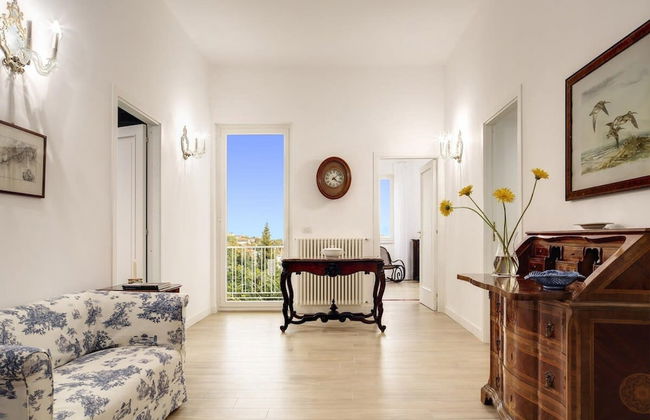 Casa Bianca in the Heart of the Town, Daily Housekeeping & Concierge - Foto 23