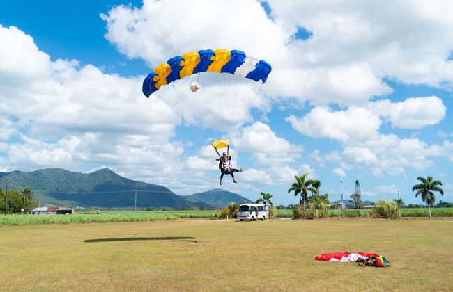 Salto en paracaídas en Cairns - Foto 6