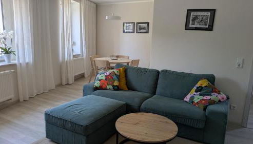 Moderne 3-Zimmer-Ferienwohnung direkt am Saaleradwanderweg - Foto 4