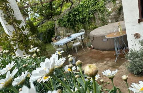 Casa Sole di Toscana USO ESCLUSIVO con 5 camere, 3 bagni, terrazza panoramica, giardino e vasca idromassaggio - Foto 9