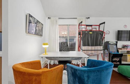 The Blue Door Oasis 4BR 2 BATH with 6 Beds Frisco with Arcade, Games, Office - Foto 52