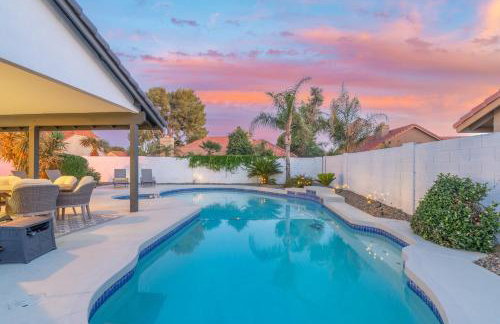 Modern Escape with Pool Ping Pong & Putting Green - Foto 53