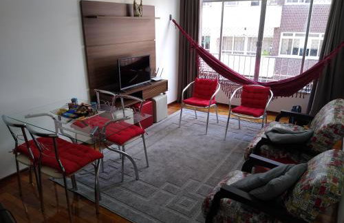 Ensolarado ao lado do shopping com garagem e Wifi - Foto 11