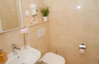 Split Summer Lounge Apartments - Photo 28