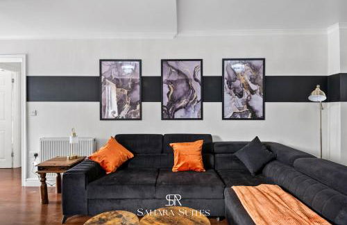 Spacious 6BR - City Hub & Parking - Sleeps 13 - Photo 12