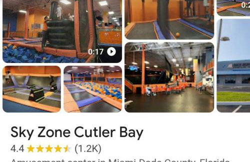 Heated Pool Private Duplex House, BBQ, Parking, WiFi - Foto 79