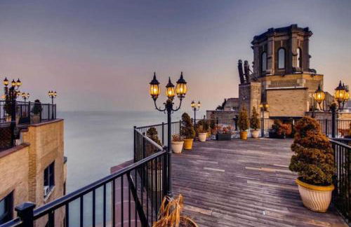 Gold Coast studio w doorman gym 2 blocks to L CHI-916 - Photo 19