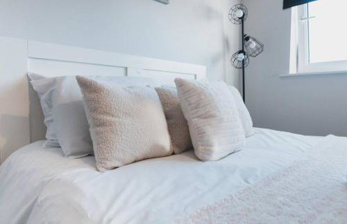 Top-Floor 2-Bed Near Braehead - Foto 26