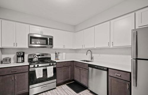 Peaceful & Trendy Unit Near Attractions - Foto 5