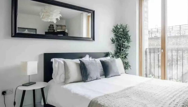 Notting Hill 2-bed Apt With Balcony, 1 min to Tube - Foto 3, Habitación