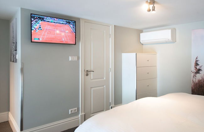 BizStay Park Central Apartments - Photo 12