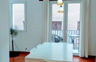 Valencian Dreams of the Proletariat - Photo 1