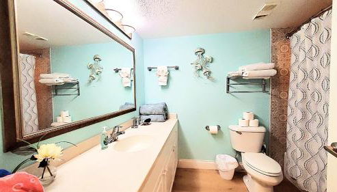 Sunkissed-Modern Oceanfront Condo Daytona Beach - Foto 5, towels, Shower