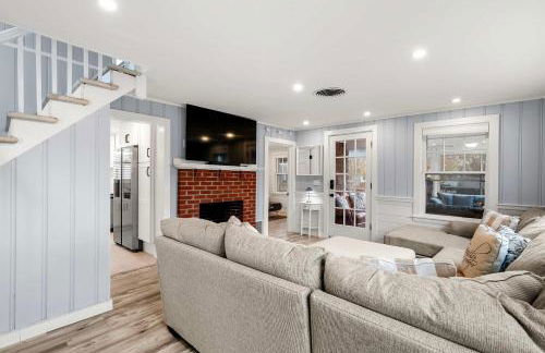 Steps to the Beach Cozy Central AC - Foto 6