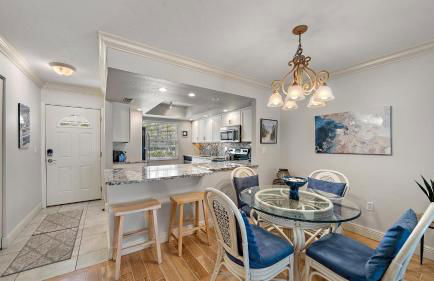 Sunset Sanctuary 2 Bedroom Condo by RedAwning - Foto 4