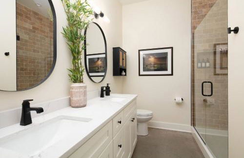 Quaint Cottage in DTown Lex, 15 mins to Horse Park - Photo 13