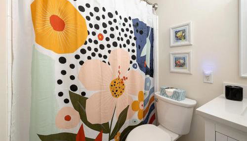 Relaxing Lakeview Stay Near Beach w Pool - Foto 4