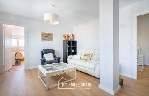 MyHouseSpain - Ático con gran terraza en Gijón - Foto 3