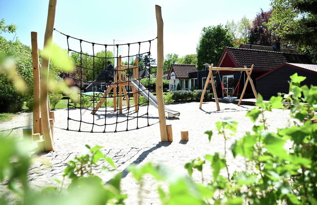 Cozy Holiday Home with Garden near Zwolle - Photo 18