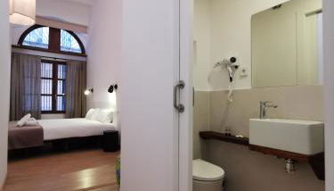 ClassBedroom Port Ramblas - Photo 2