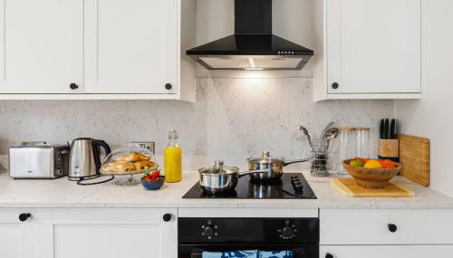 Manchester home, Sleeps 6, Contractor Friendly, Free Parking - Foto 4