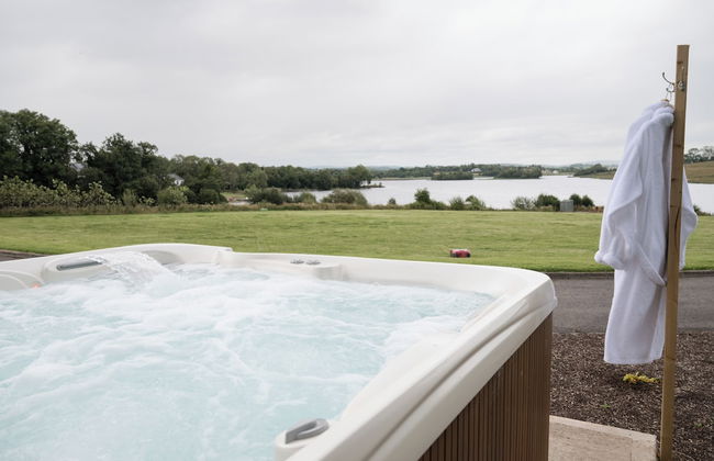 Luxury Waterfront Self-Catering Cabins - Photo 64