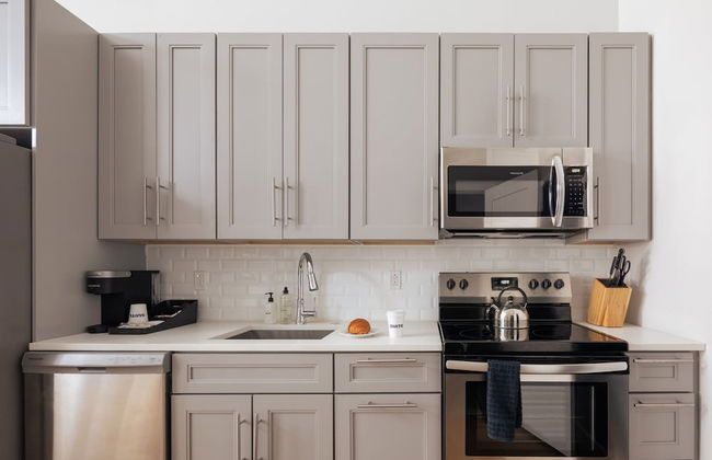 Sosuite 2BR Loft w W/d, Shared Roofdeck - Foto 3