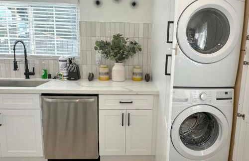 Disneyland Retreat-Pool Spa Game - Foto 10