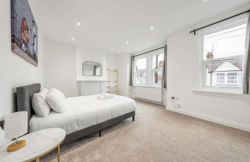 Brand New Cricklewood Zone 2 Modern Home - Foto 17